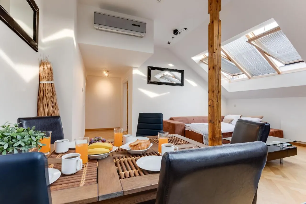 Jt'S Apartments Bilkova Str. Prag Tjeckien